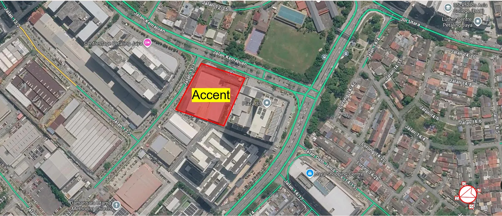 Satellite view of the Accent PJ site outlined in red on Jalan Kemajuan, Section 13, with Plaza 33 and Jaya Shopping Centre nearby.